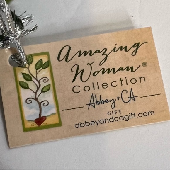 Amazing Woman Mug - Picture 15 of 16